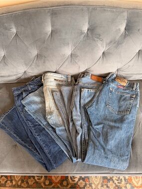 Men's Blue Denim Jeans Bundle, 4 Pairs Size 30x30, 30x32